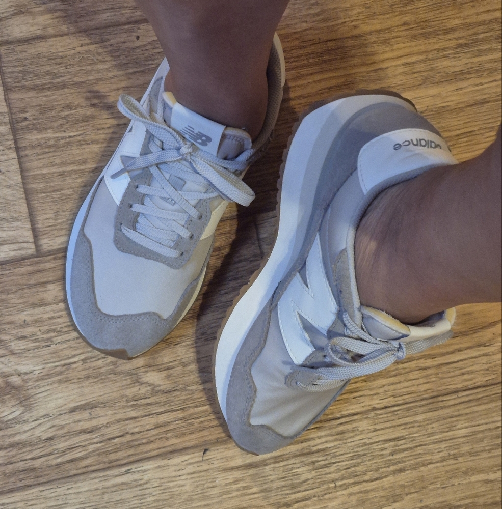 New Balance 237 Retro Inspired Sneakers 8.5